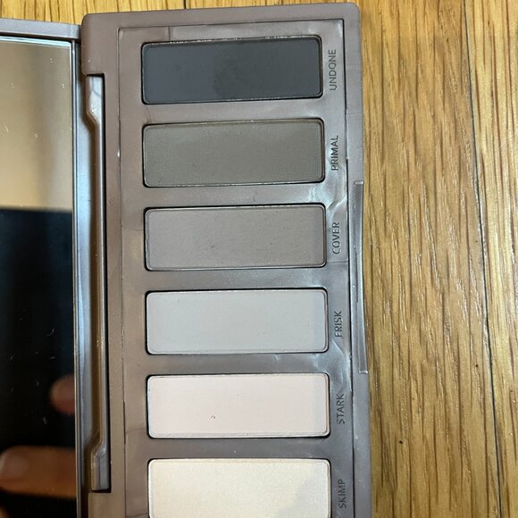 Urban Decay Naked2 Basics Eyeshadow - Picture 5 of 5